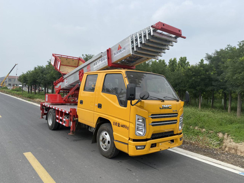 搬家作業車
